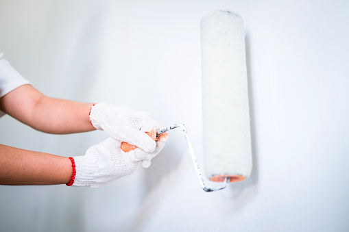 Does a Painting Contractor Have to be Licensed?